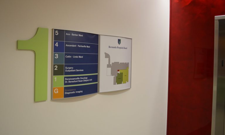 How Signage Boosts Hospitality in Hospitals